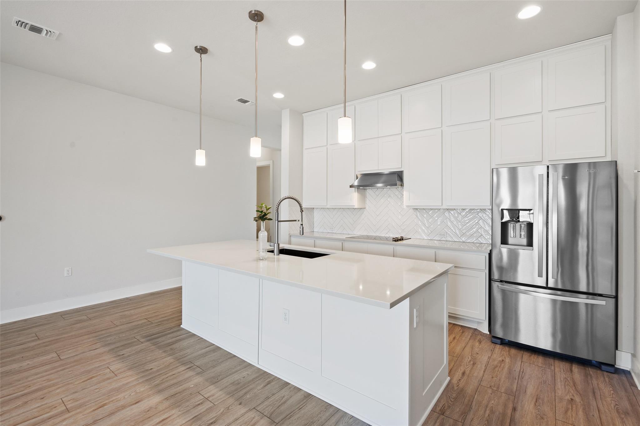 9820 Grapevine Leaf Dr, Manor, TX 78653