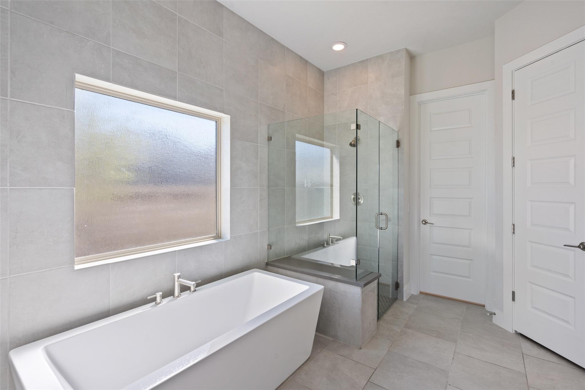 9820 Grapevine Leaf Dr, Manor, TX 78653