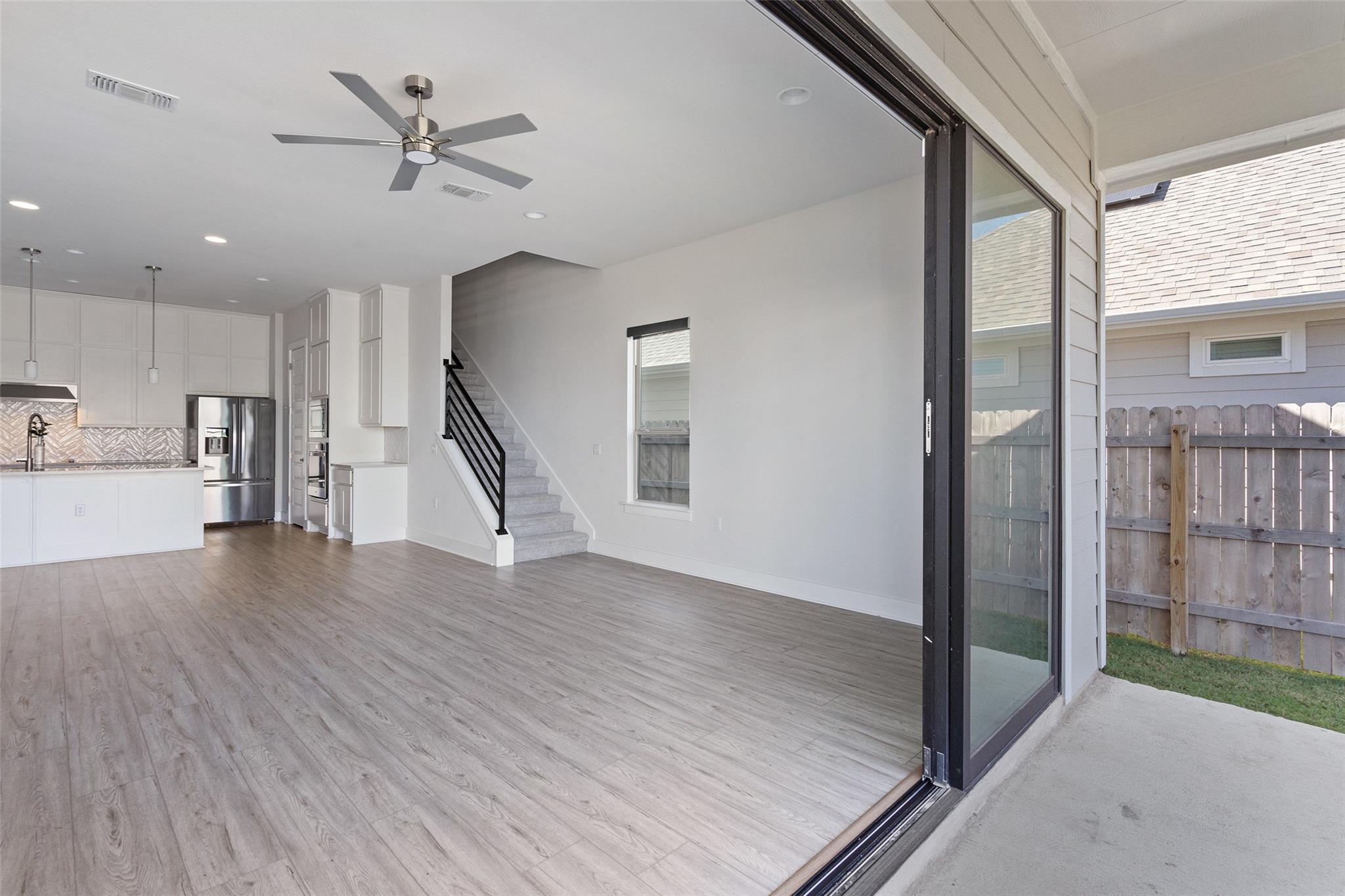 9820 Grapevine Leaf Dr, Manor, TX 78653