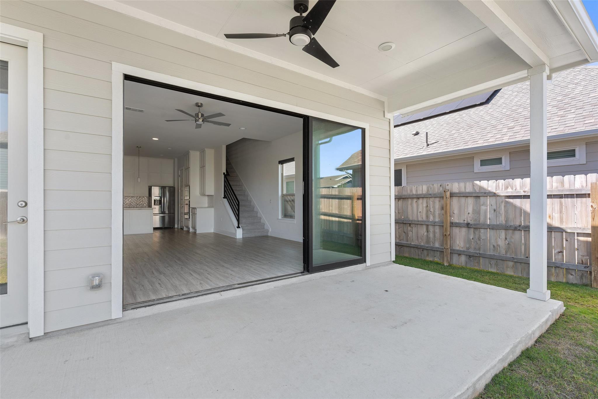 9820 Grapevine Leaf Dr, Manor, TX 78653