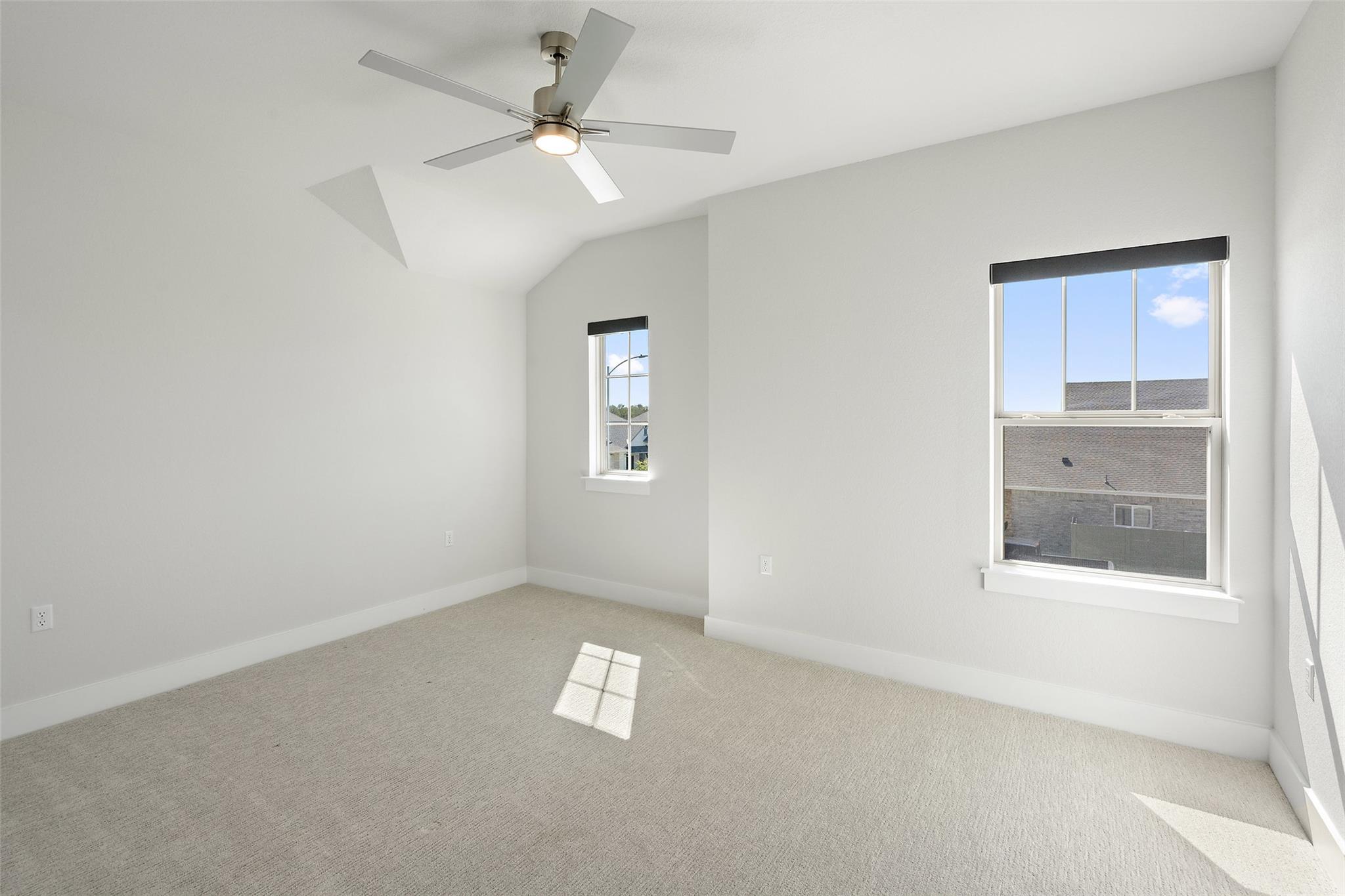 9820 Grapevine Leaf Dr, Manor, TX 78653