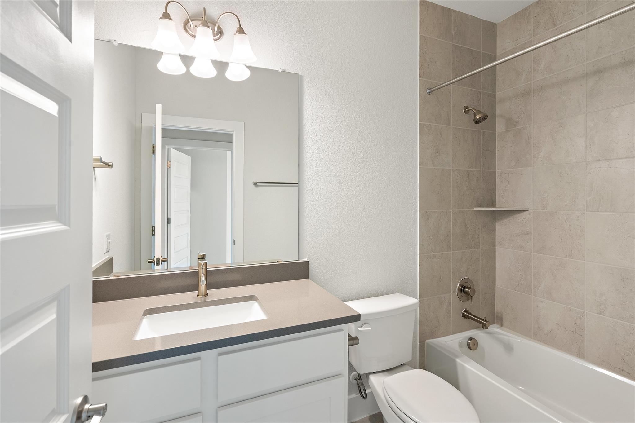 9820 Grapevine Leaf Dr, Manor, TX 78653