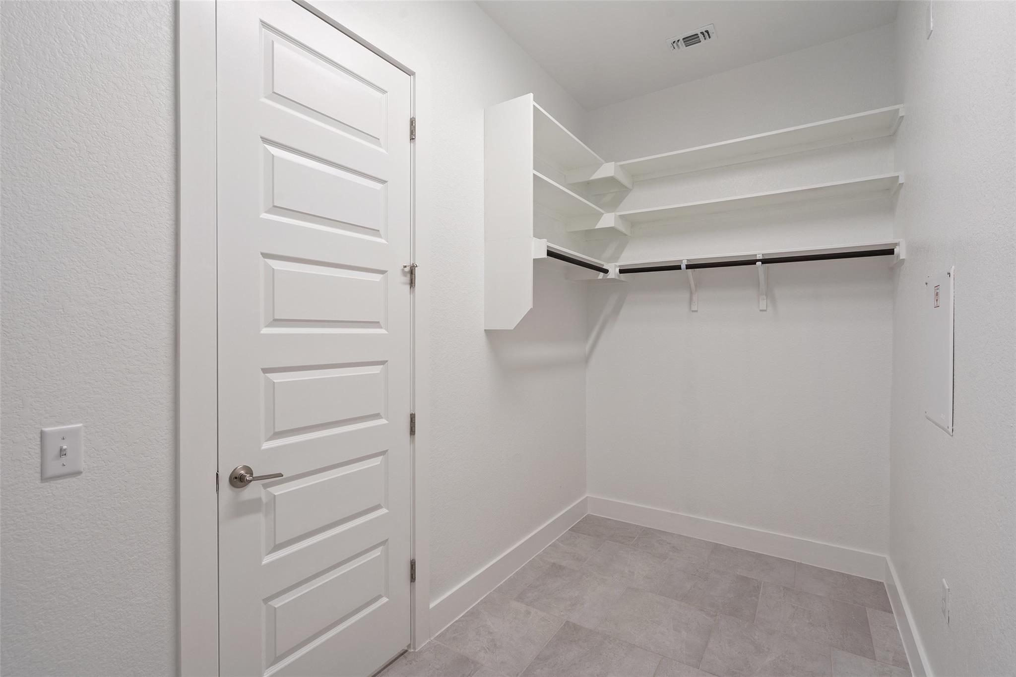 9820 Grapevine Leaf Dr, Manor, TX 78653