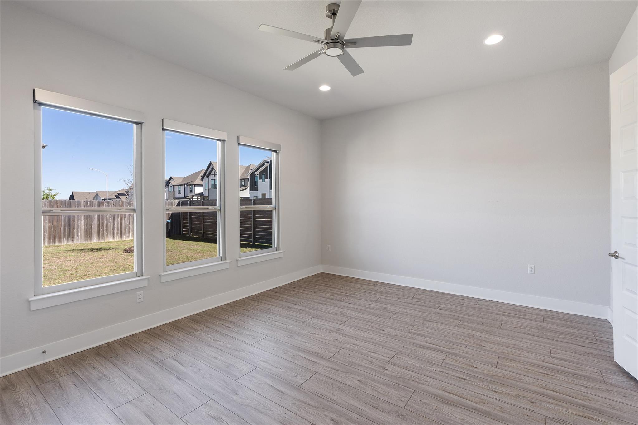 9820 Grapevine Leaf Dr, Manor, TX 78653