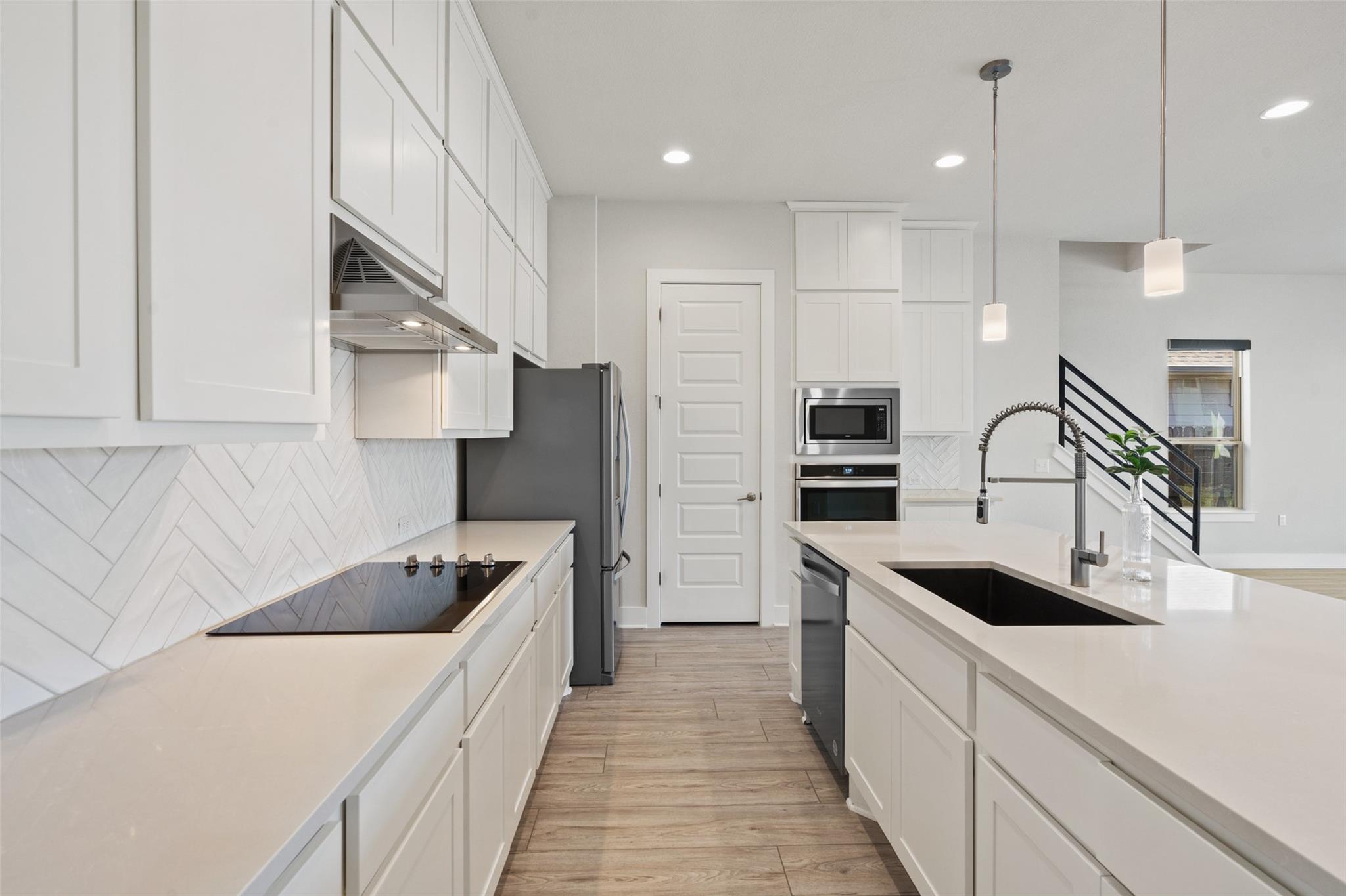 9820 Grapevine Leaf Dr, Manor, TX 78653