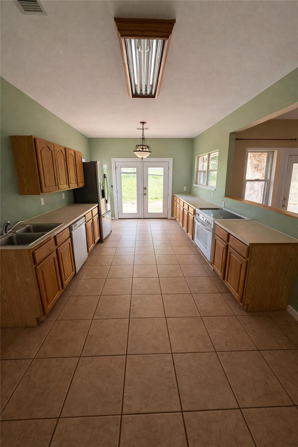 23809 Oscar Rd, Spicewood, TX 78669