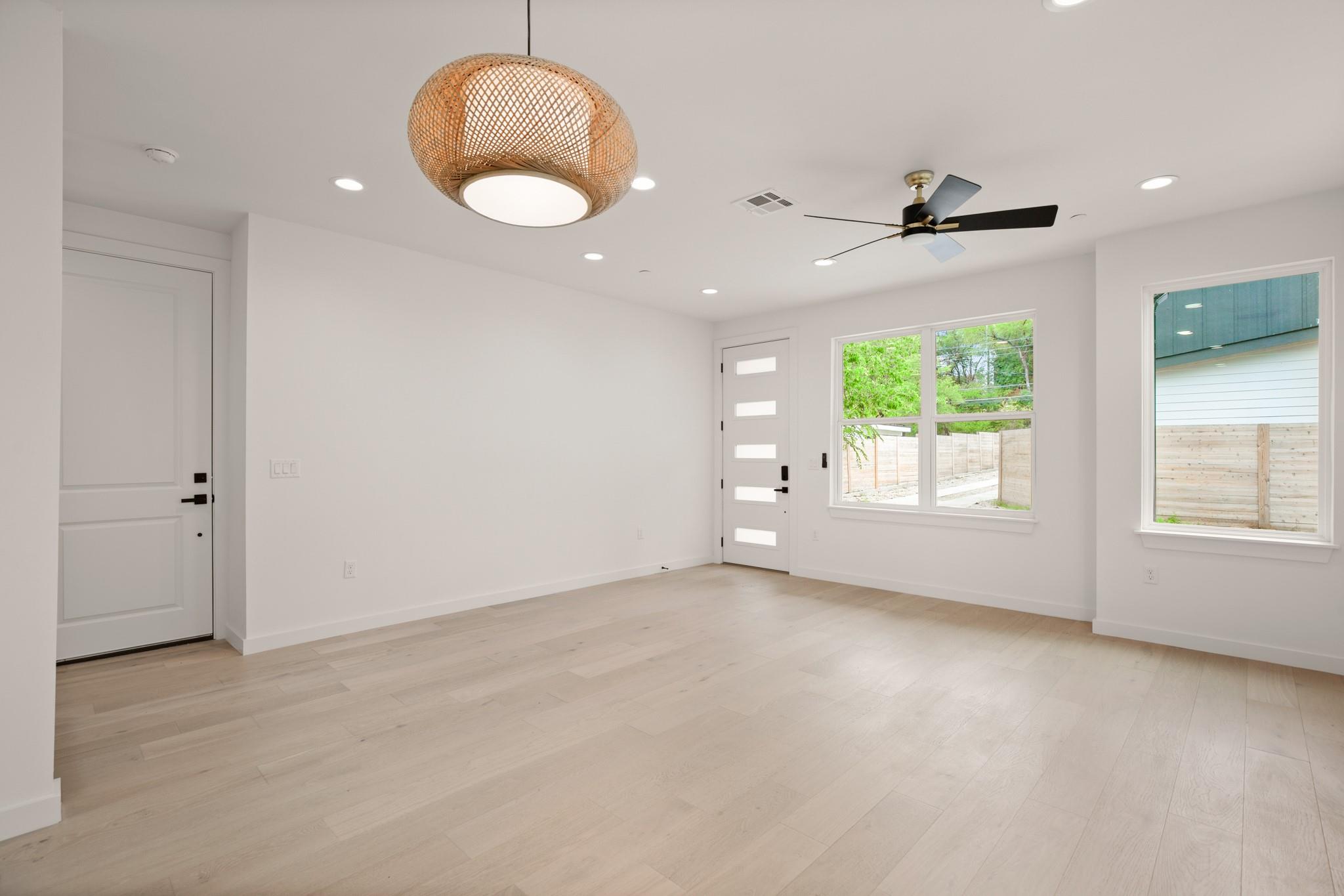 5305 Ledesma Rd # 3, Austin, TX 78721