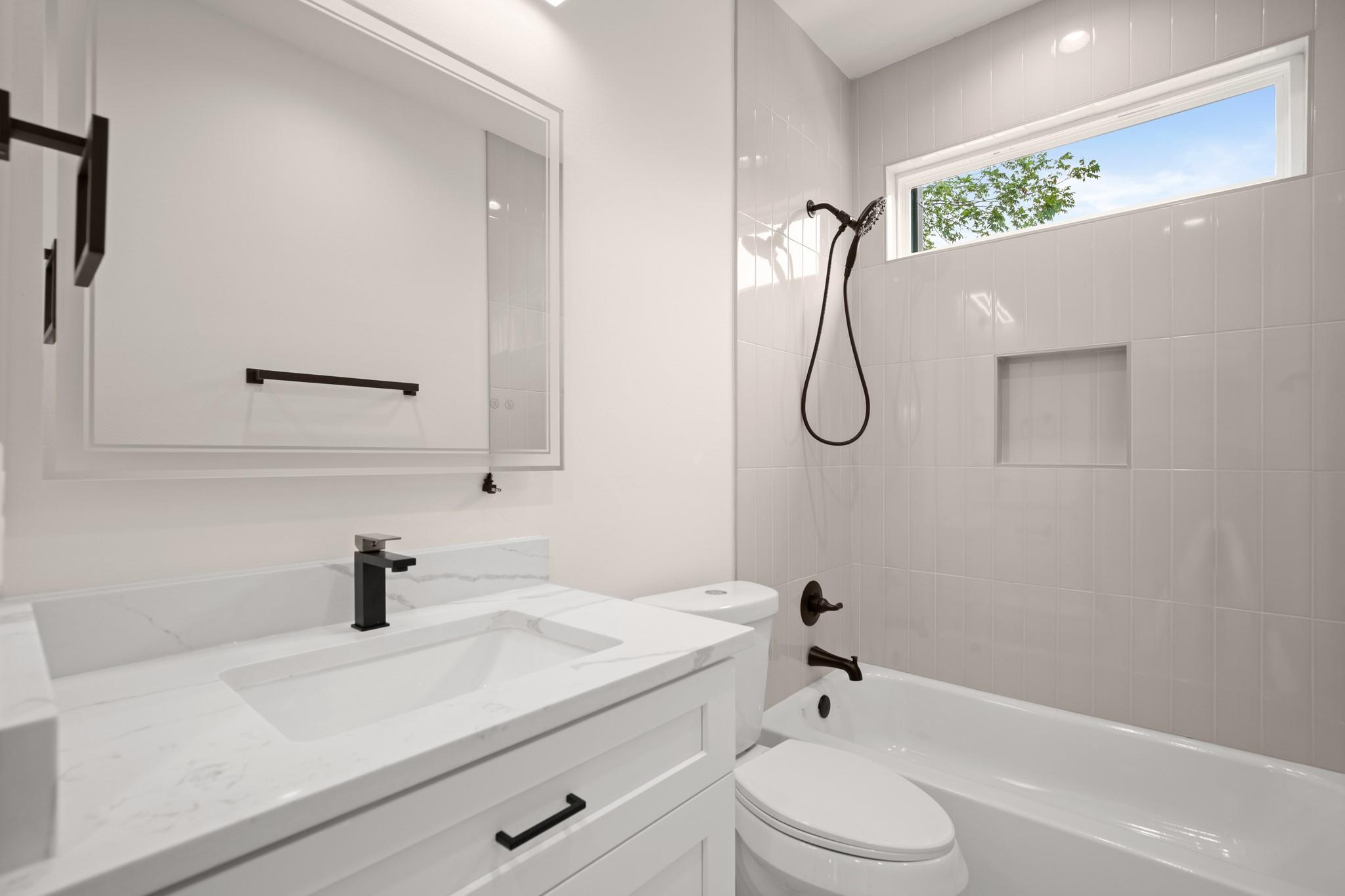 5305 Ledesma Rd # 3, Austin, TX 78721