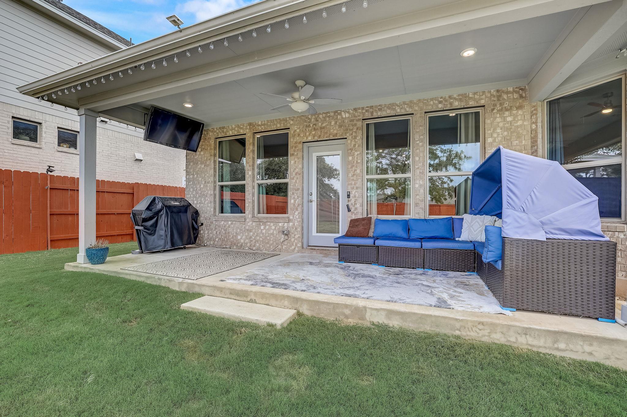 175 Bonham Cv, Dripping Springs, TX 78620