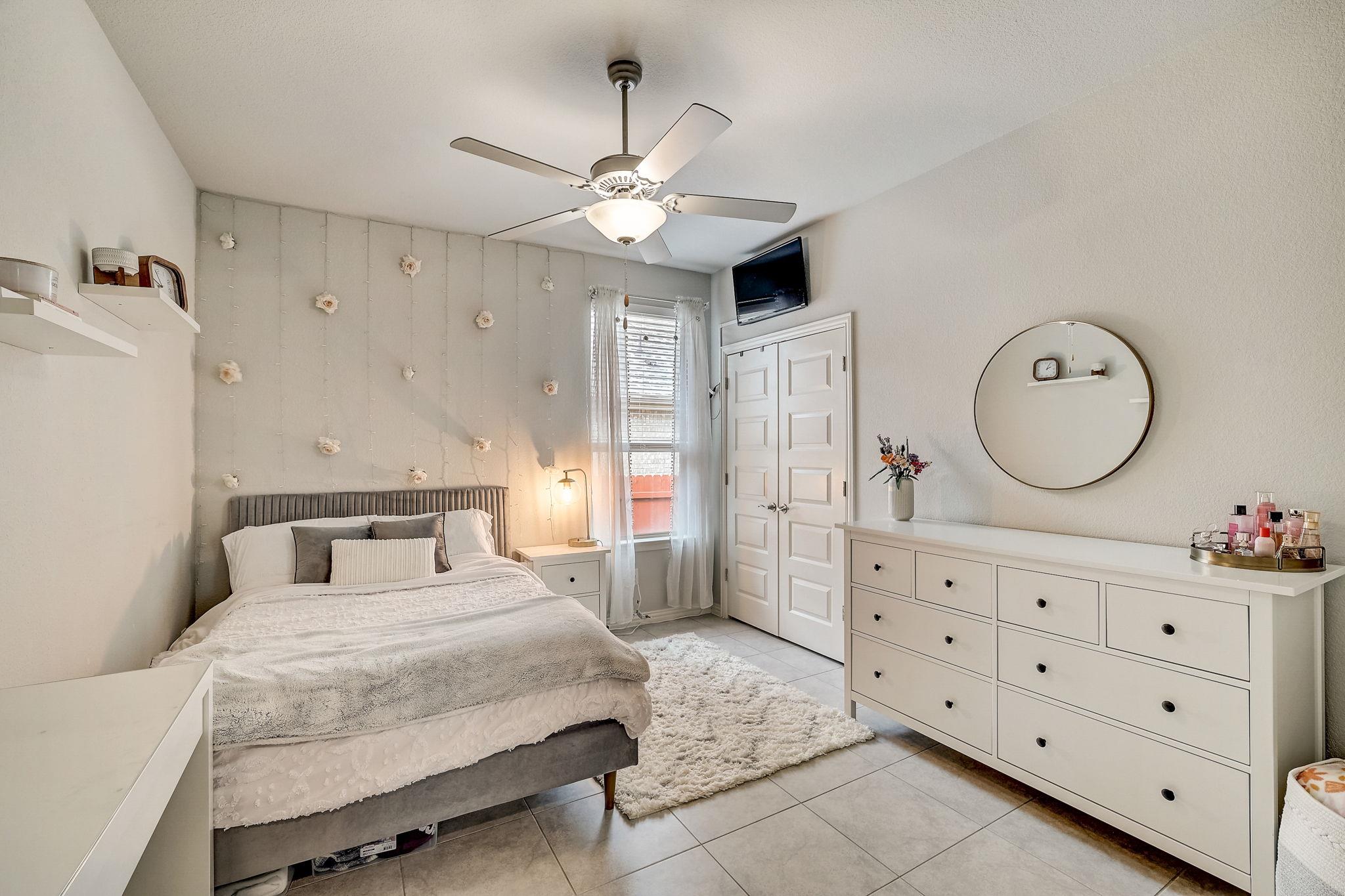 175 Bonham Cv, Dripping Springs, TX 78620