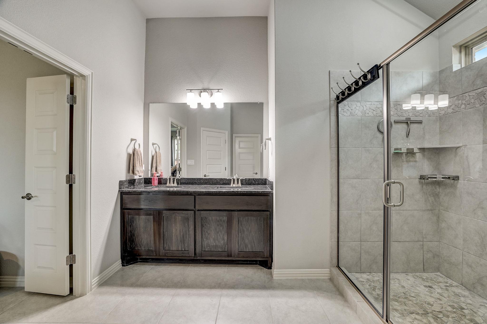 175 Bonham Cv, Dripping Springs, TX 78620