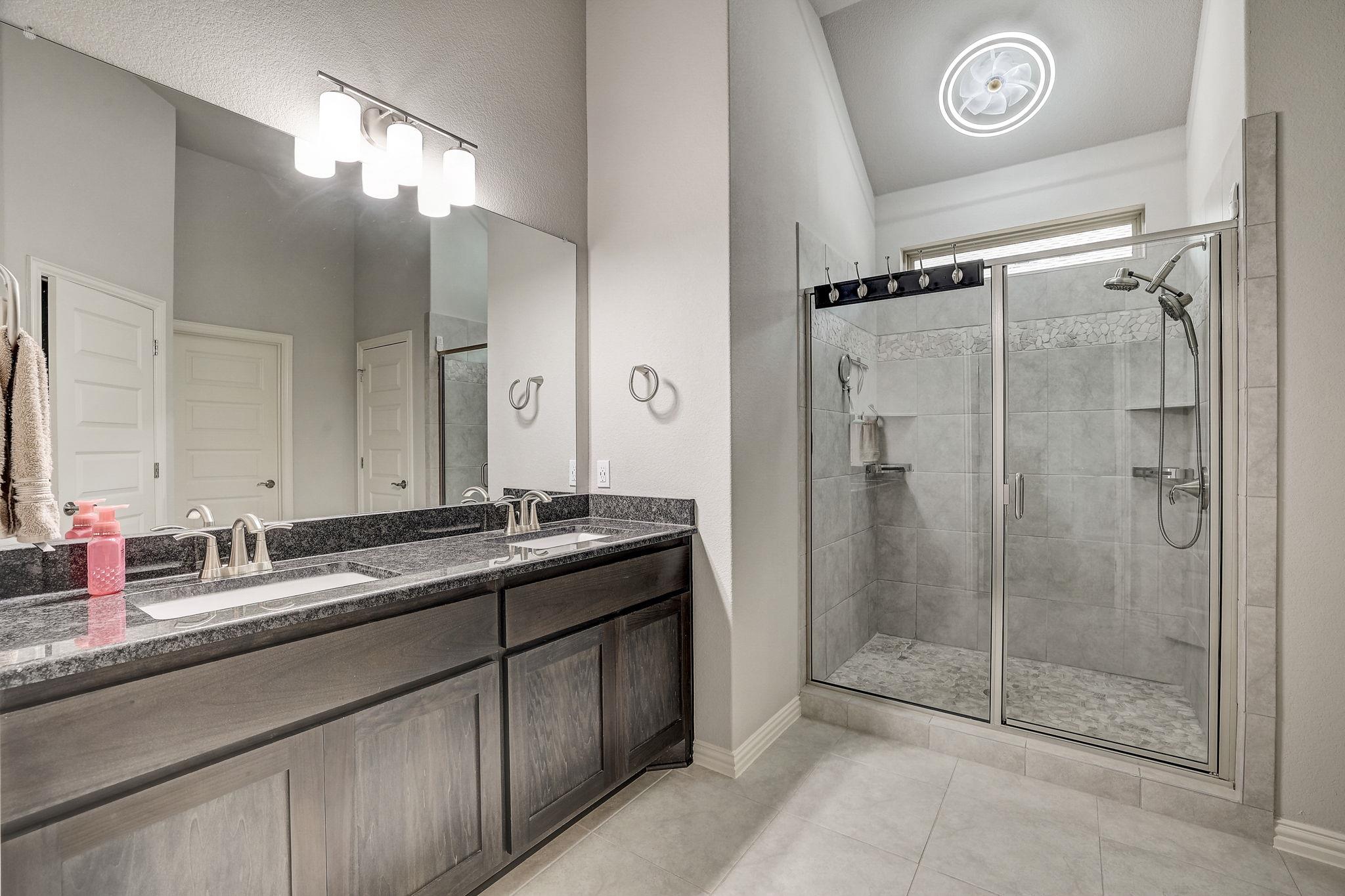 175 Bonham Cv, Dripping Springs, TX 78620