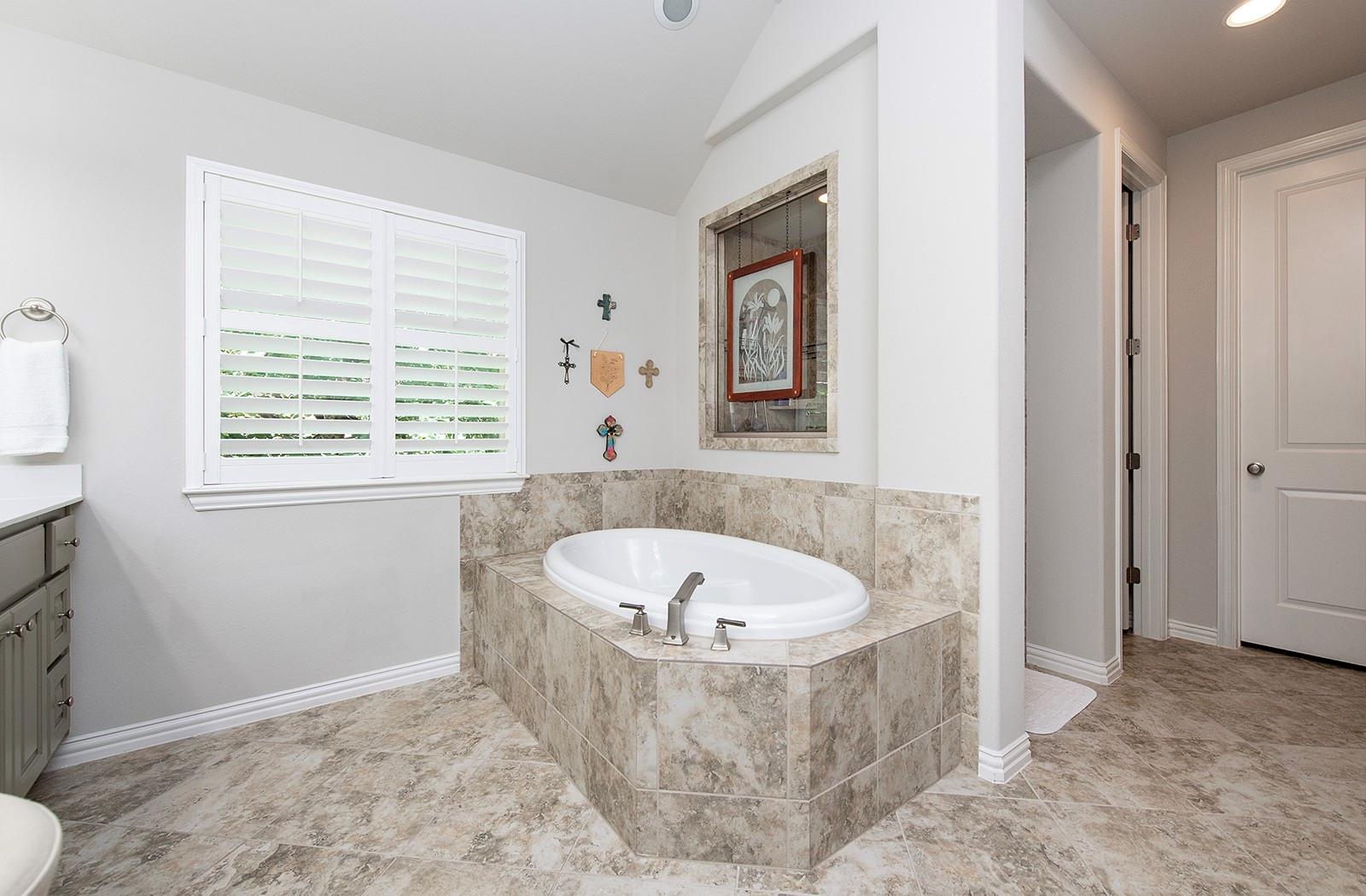 1813 Cherry Glade Trl, Georgetown, TX 78628