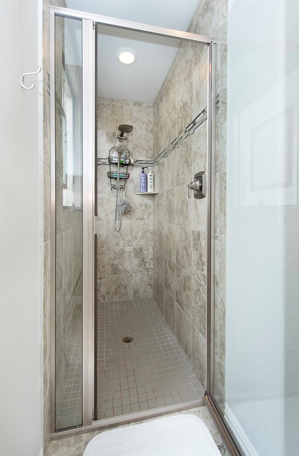 1813 Cherry Glade Trl, Georgetown, TX 78628