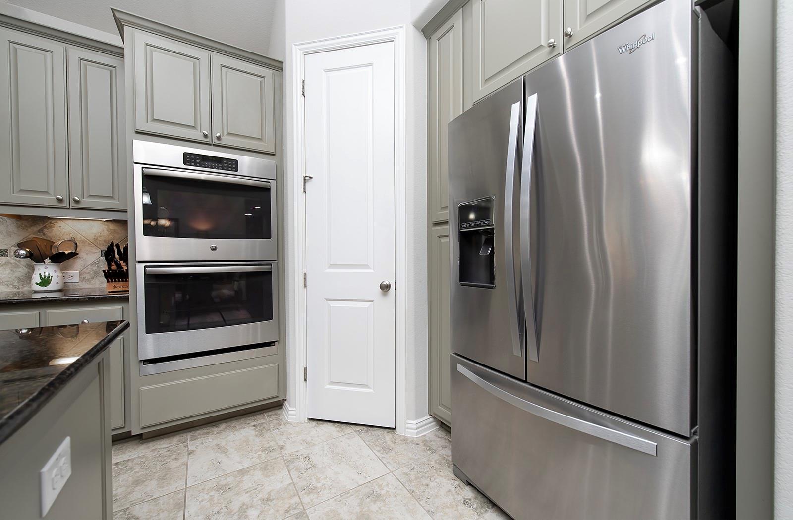 1813 Cherry Glade Trl, Georgetown, TX 78628
