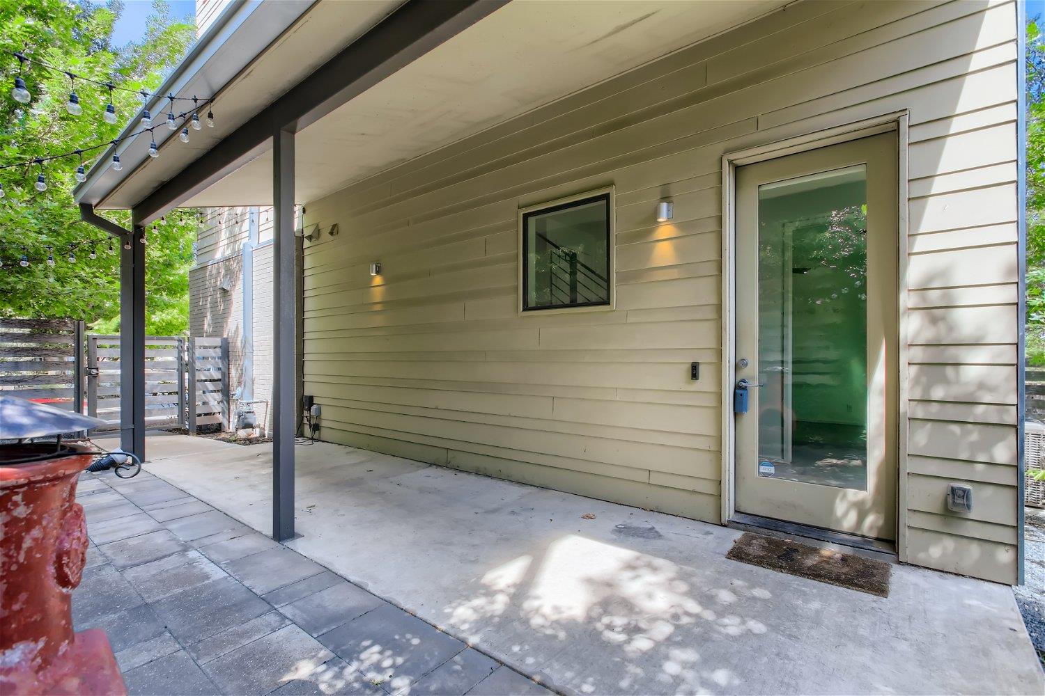 707 Cardinal Ln # L2, Austin, TX 78704