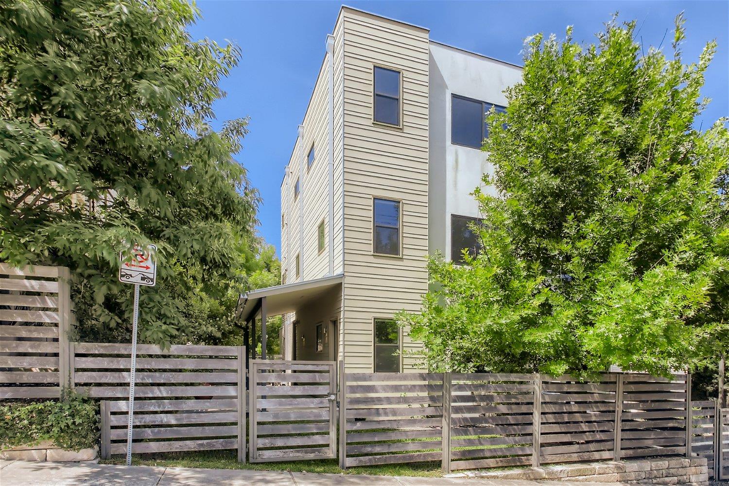 707 Cardinal Ln # L2, Austin, TX 78704
