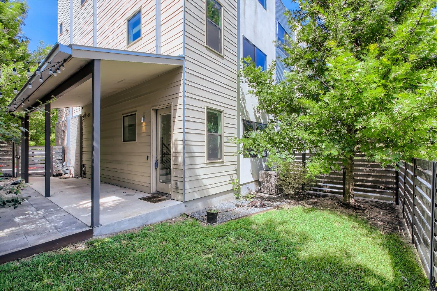 707 Cardinal Ln # L2, Austin, TX 78704
