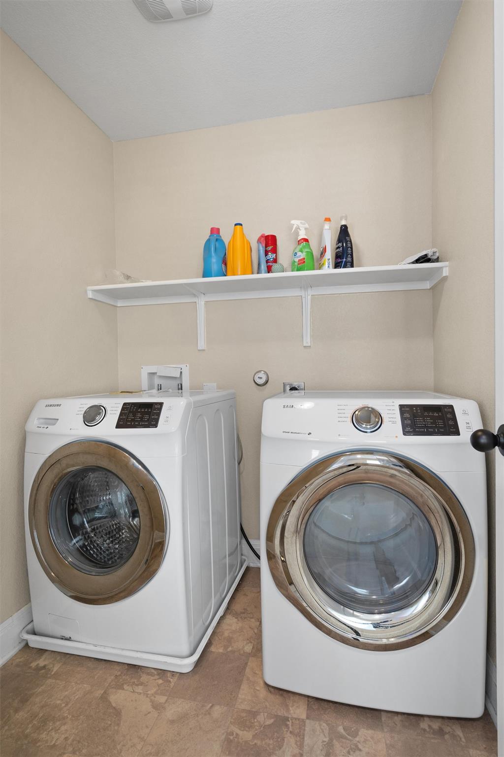 13733 James Garfield St, Manor, TX 78653