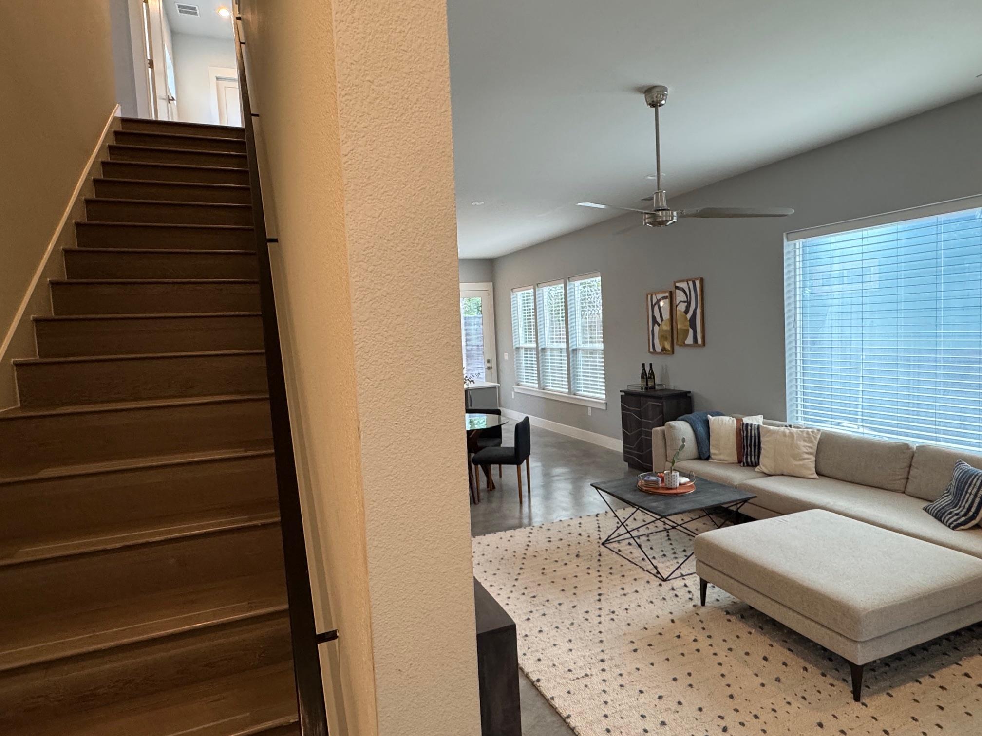 4802 Santa Anna St # 1, Austin, TX 78721