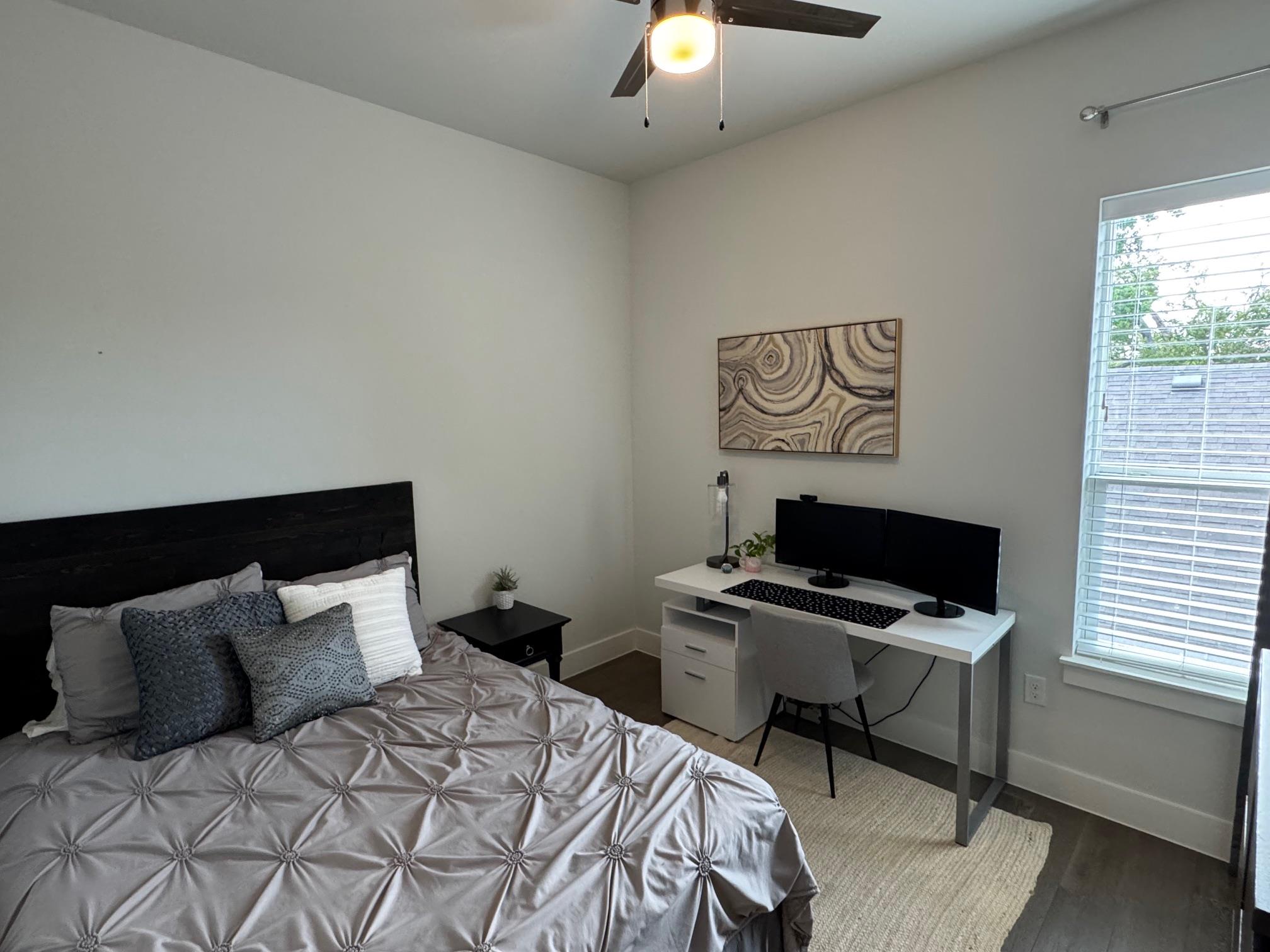 4802 Santa Anna St # 1, Austin, TX 78721