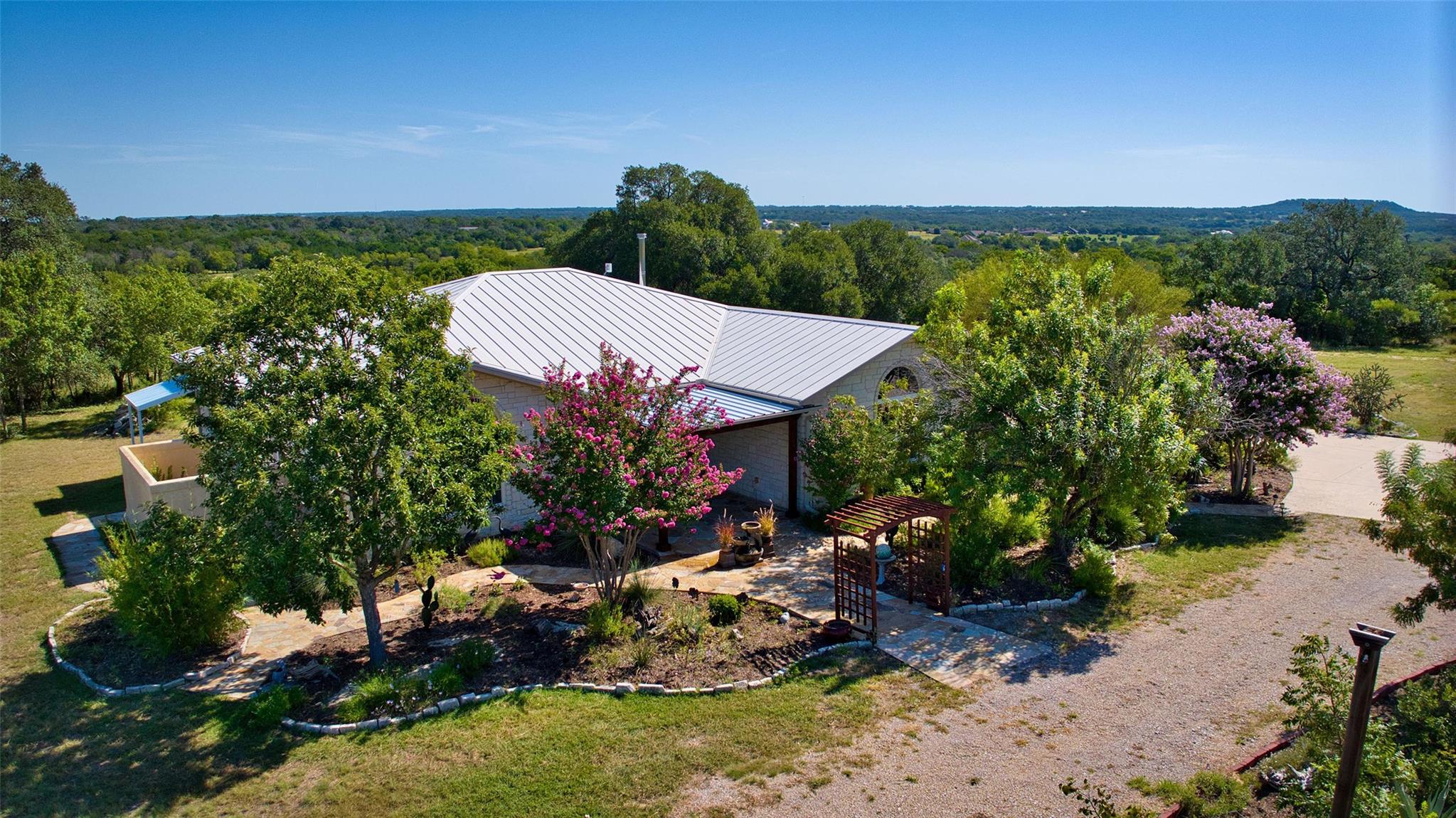5571 County Road 200, Liberty Hill, TX 78642