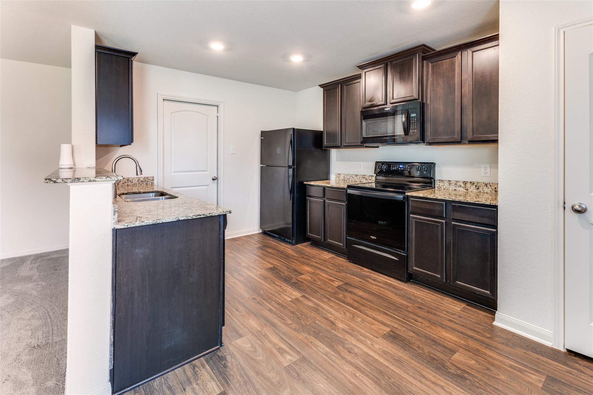 773 Yearwood Ln, Jarrell, TX 76537