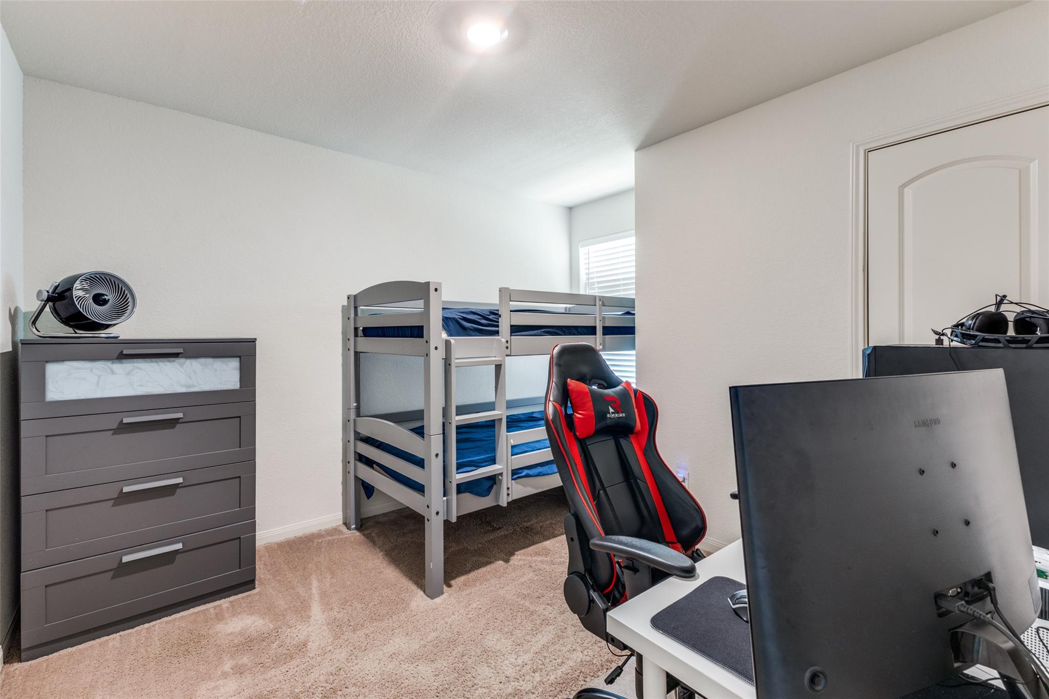 773 Yearwood Ln, Jarrell, TX 76537