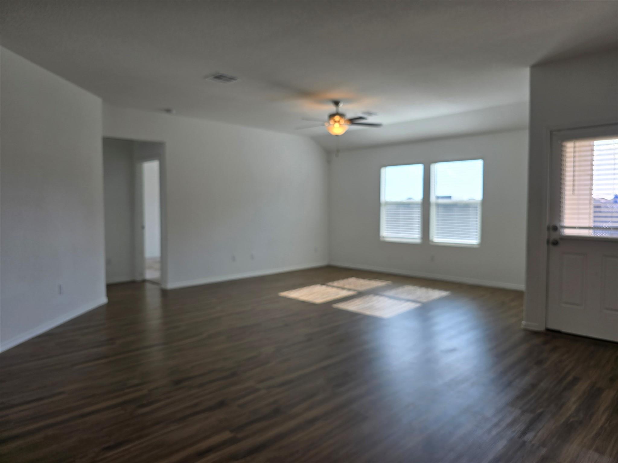 109 Mountain Maple St, Hutto, TX 78634