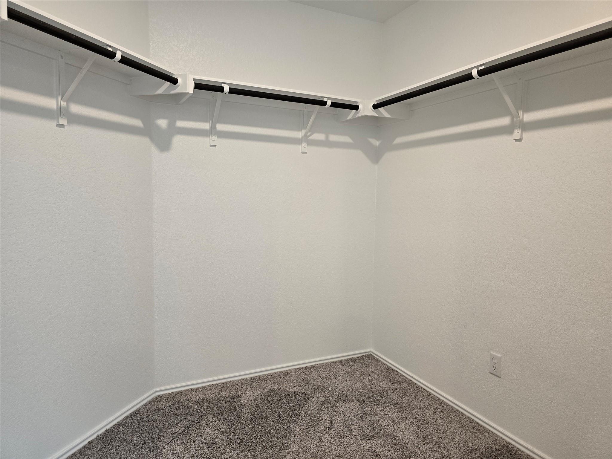 109 Mountain Maple St, Hutto, TX 78634