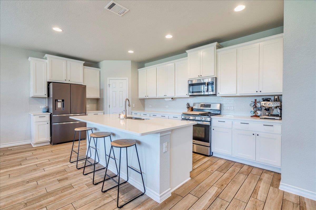345 Silktassel Way, Buda, TX 78610