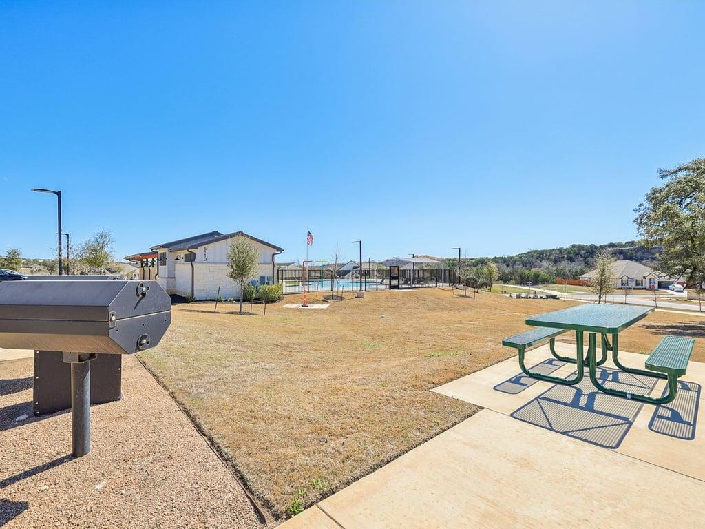 129 Bruin Paw Dr, Georgetown, TX 78628