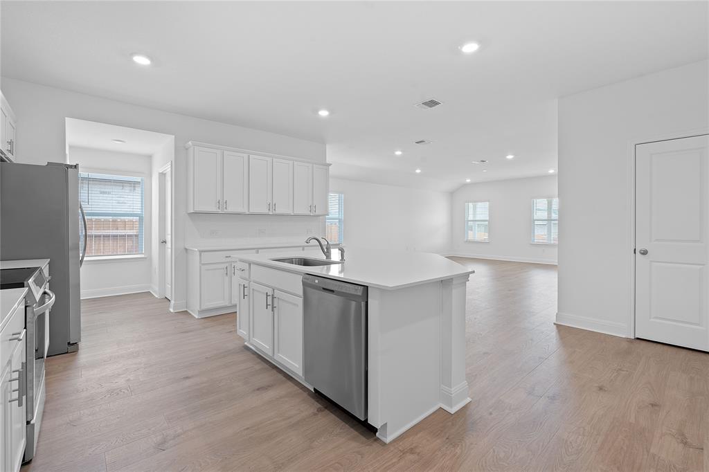 129 Bruin Paw Dr, Georgetown, TX 78628