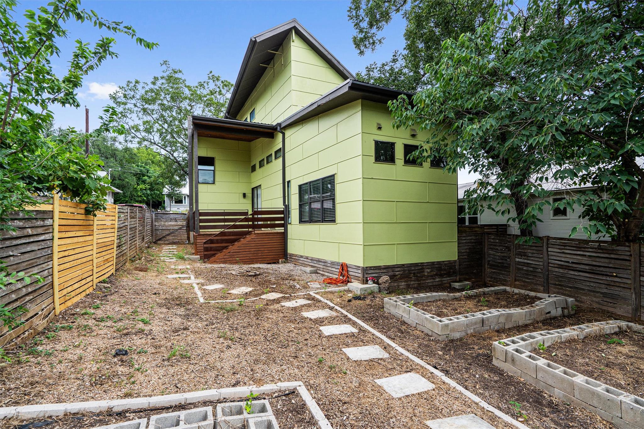 2207 New York Ave, Austin, TX 78702
