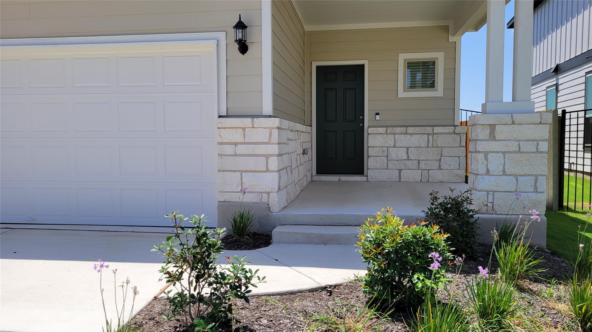 312 Singing Dove Way, Liberty Hill, TX 78642