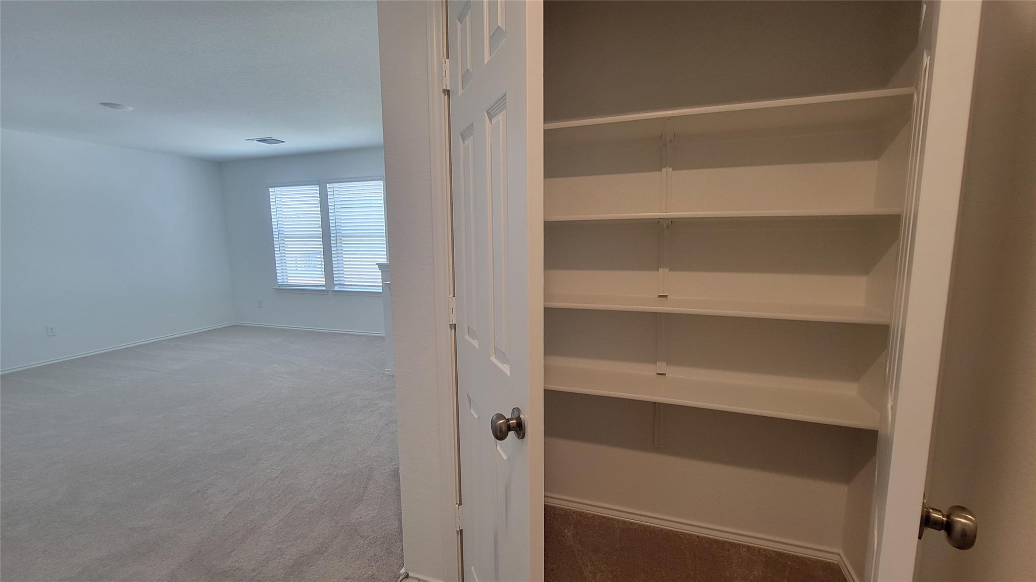 312 Singing Dove Way, Liberty Hill, TX 78642