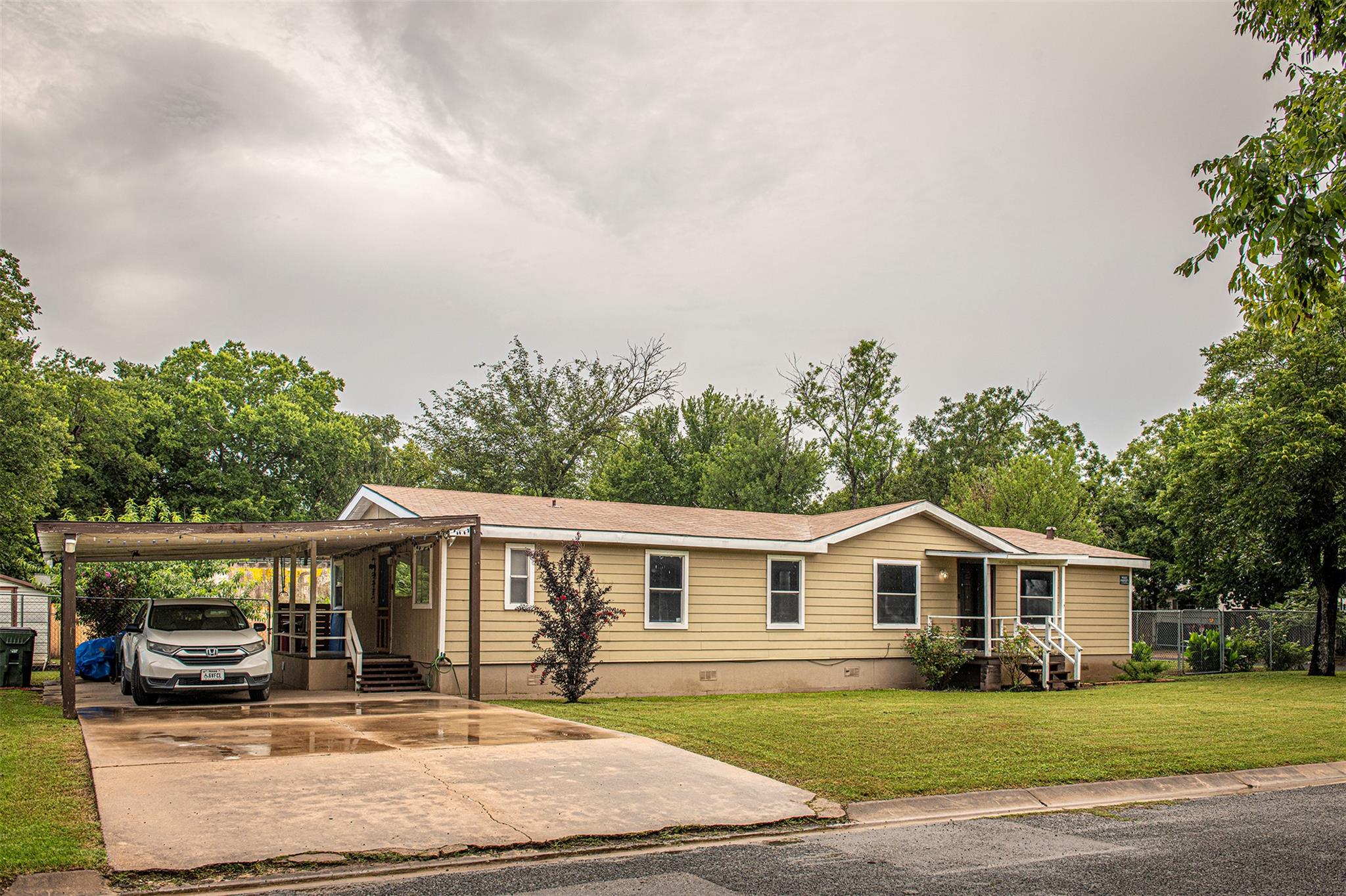 4601 Preakness St, Del Valle, TX 78617
