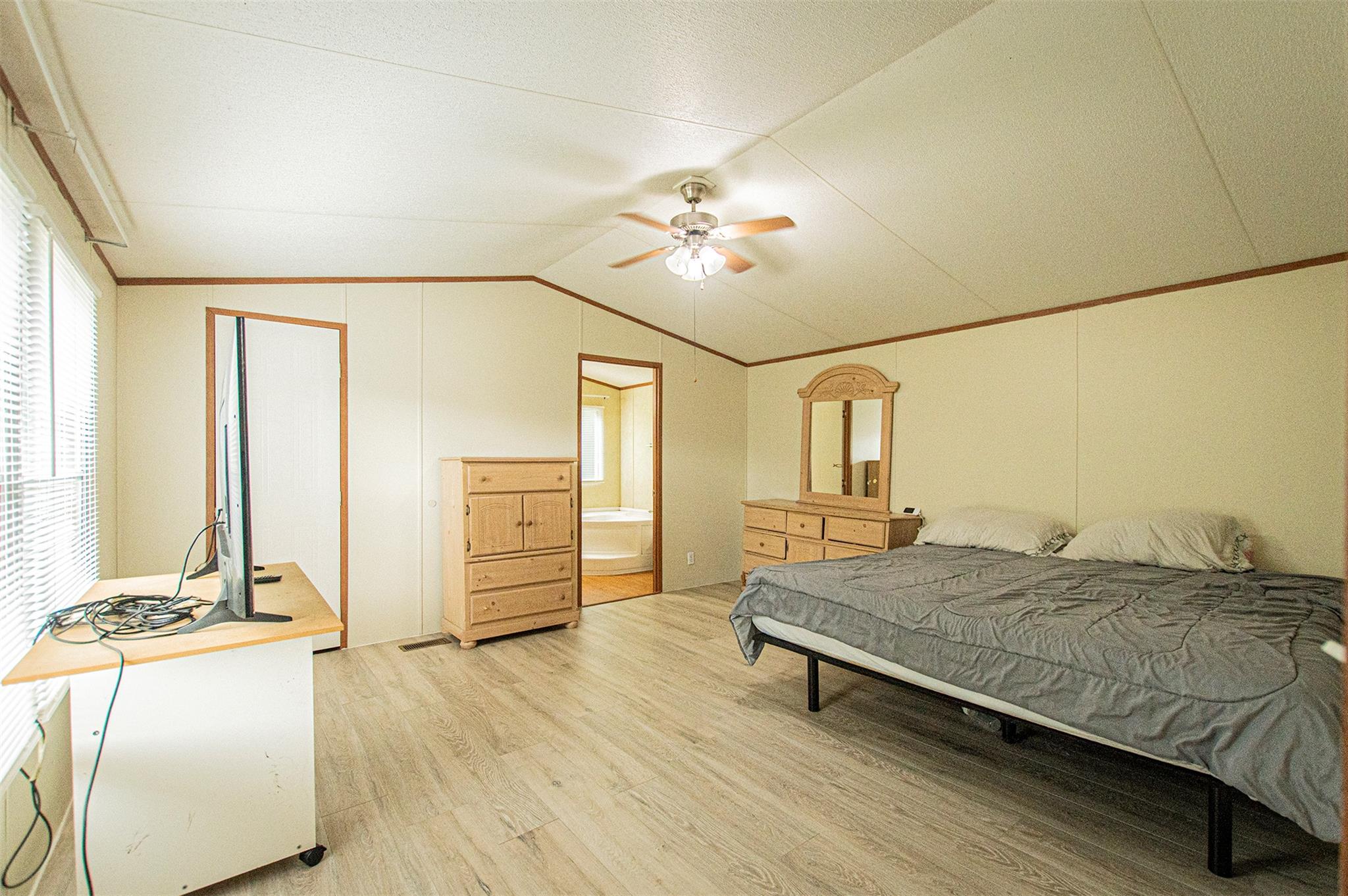 4604 Pimlico Dr, Del Valle, TX 78617