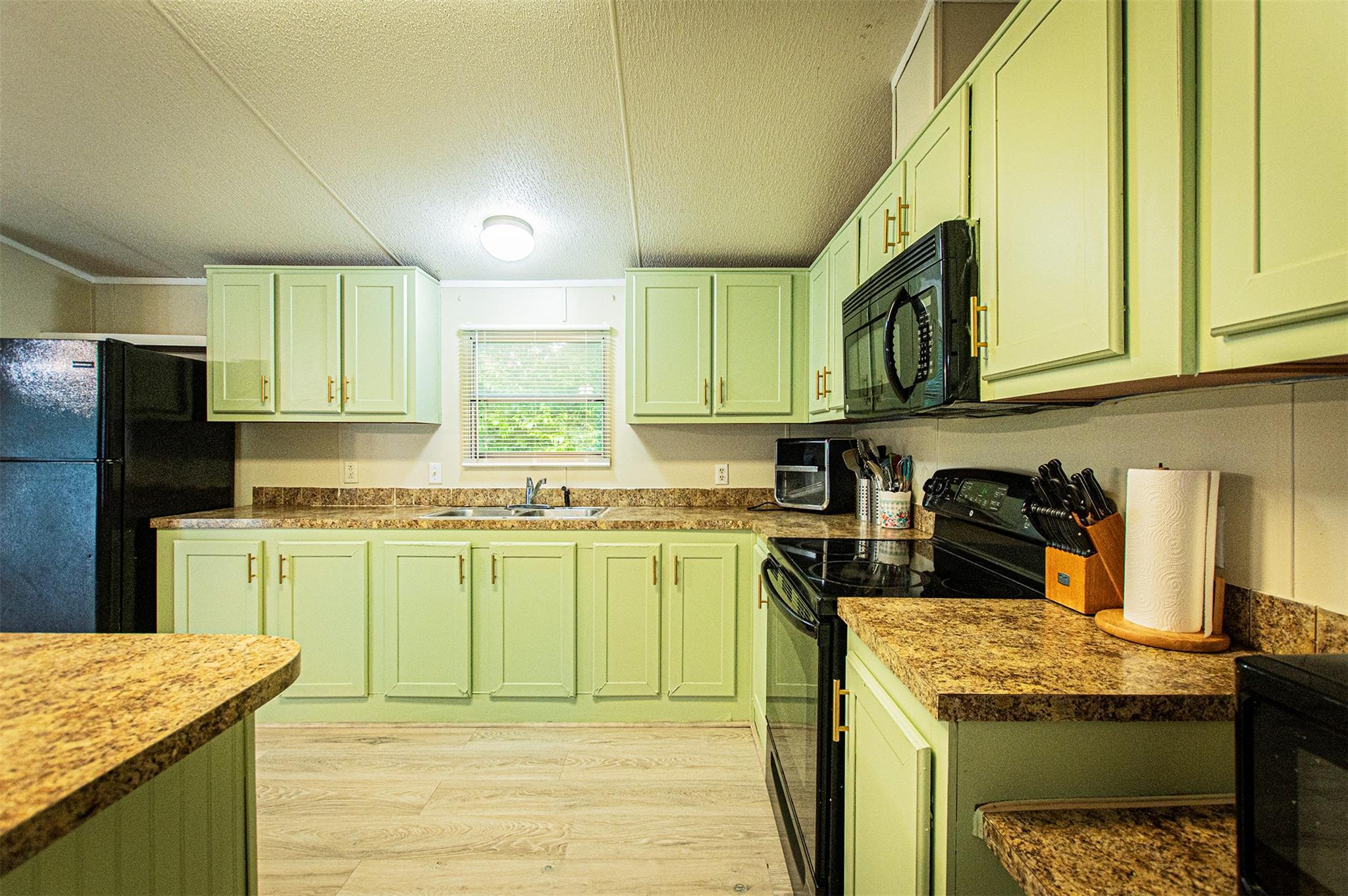 4604 Pimlico Dr, Del Valle, TX 78617