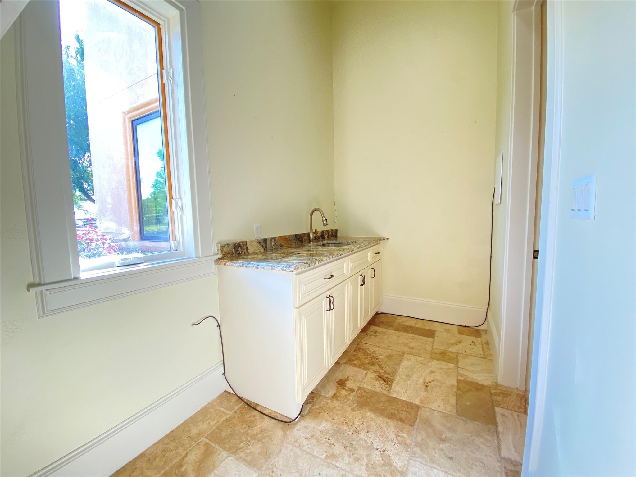 102 Long Point Cv, Georgetown, TX 78628