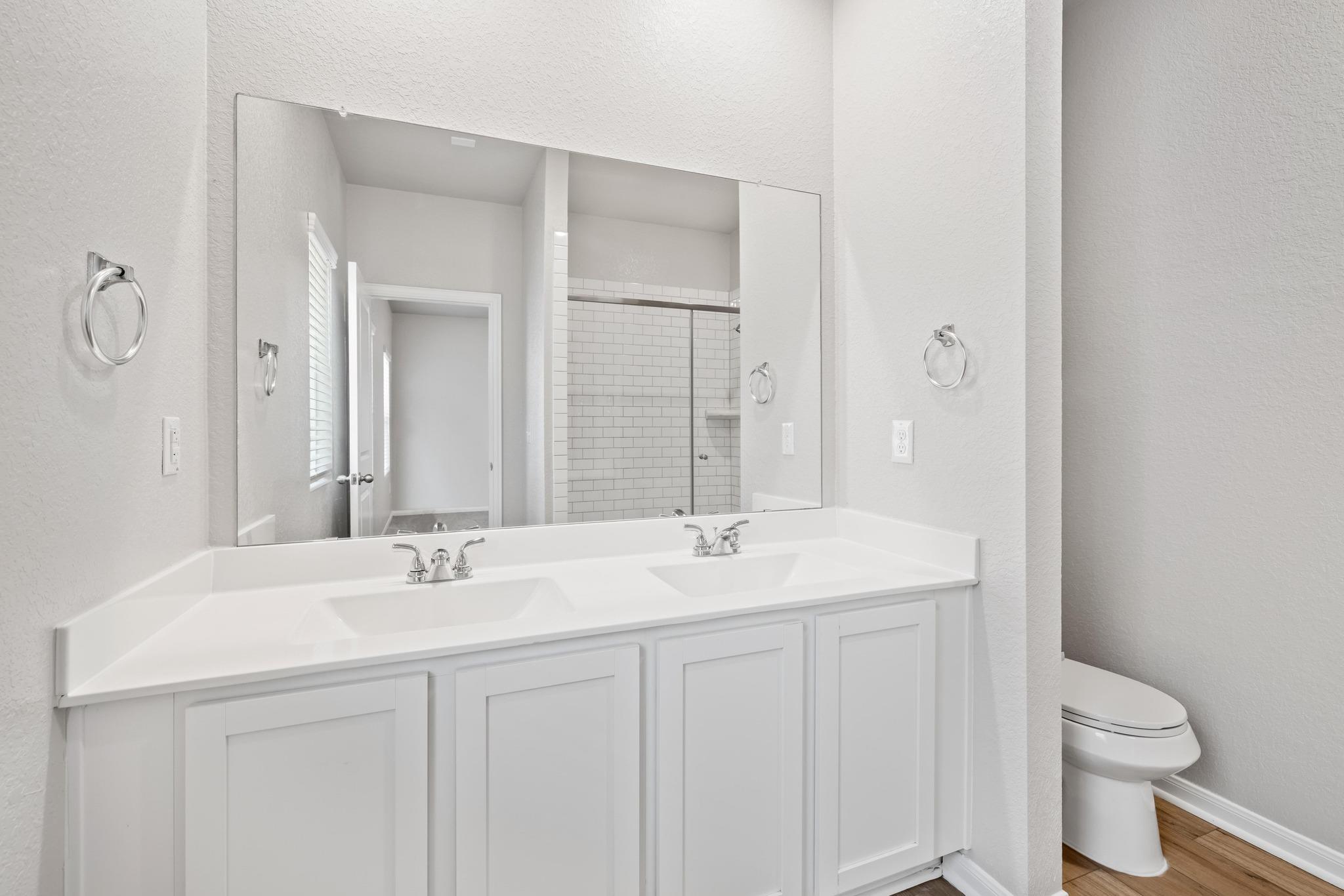 301 Timber Brook Dr, Hutto, TX 78634