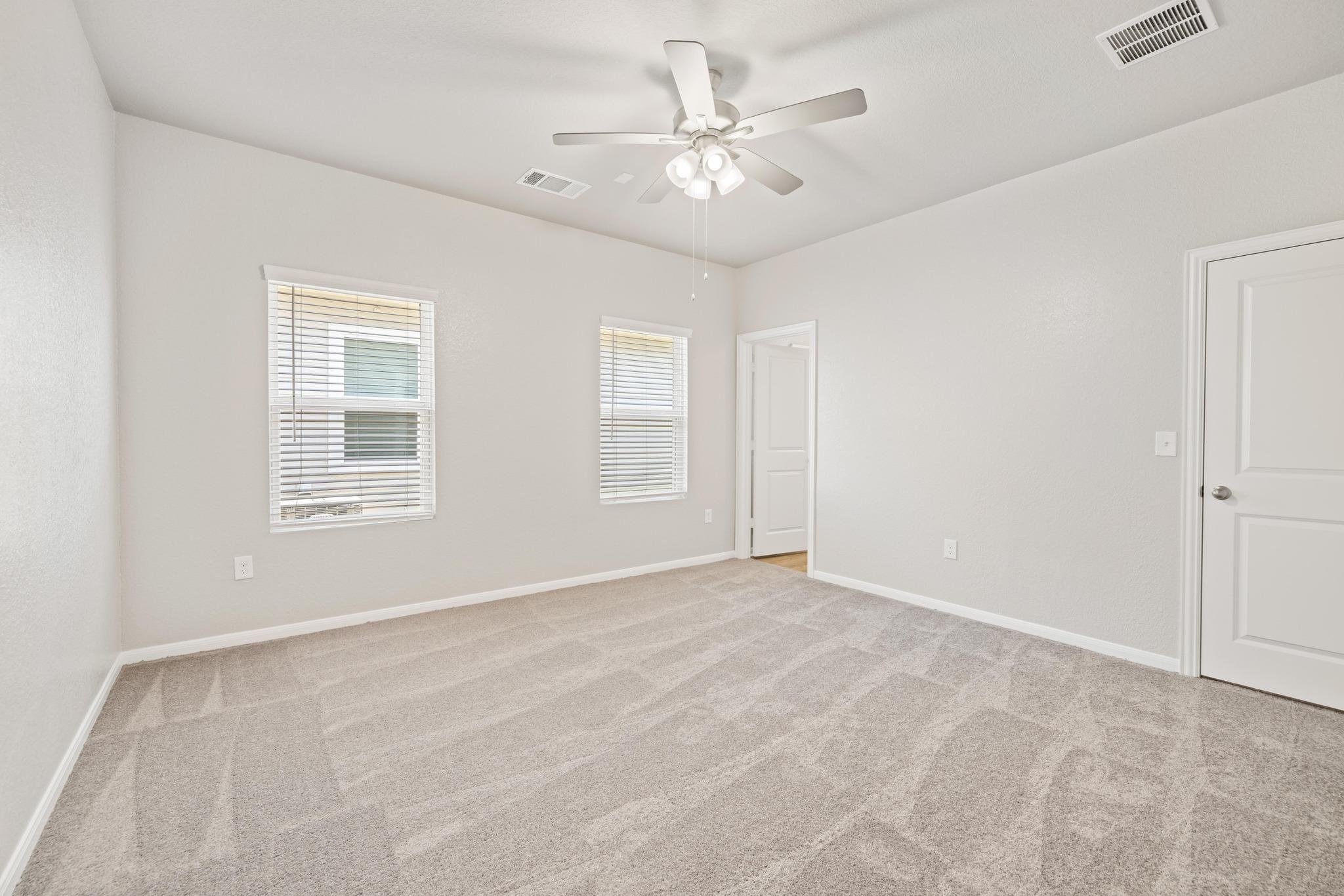 301 Timber Brook Dr, Hutto, TX 78634