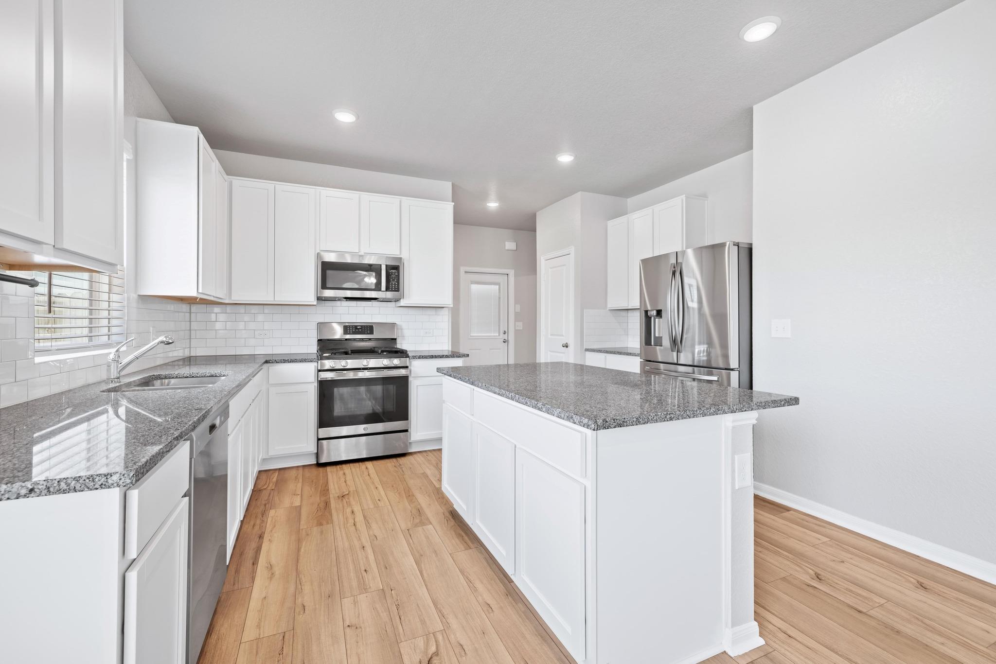 301 Timber Brook Dr, Hutto, TX 78634