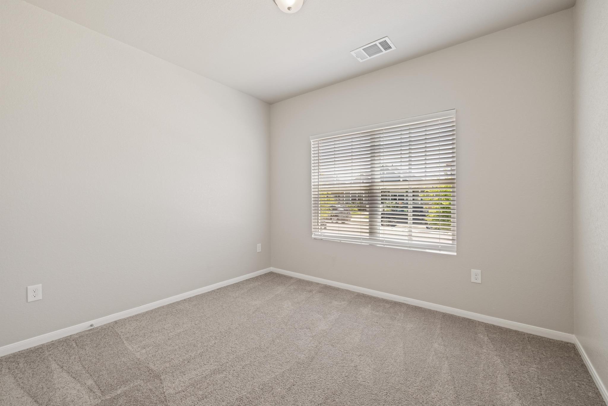 301 Timber Brook Dr, Hutto, TX 78634