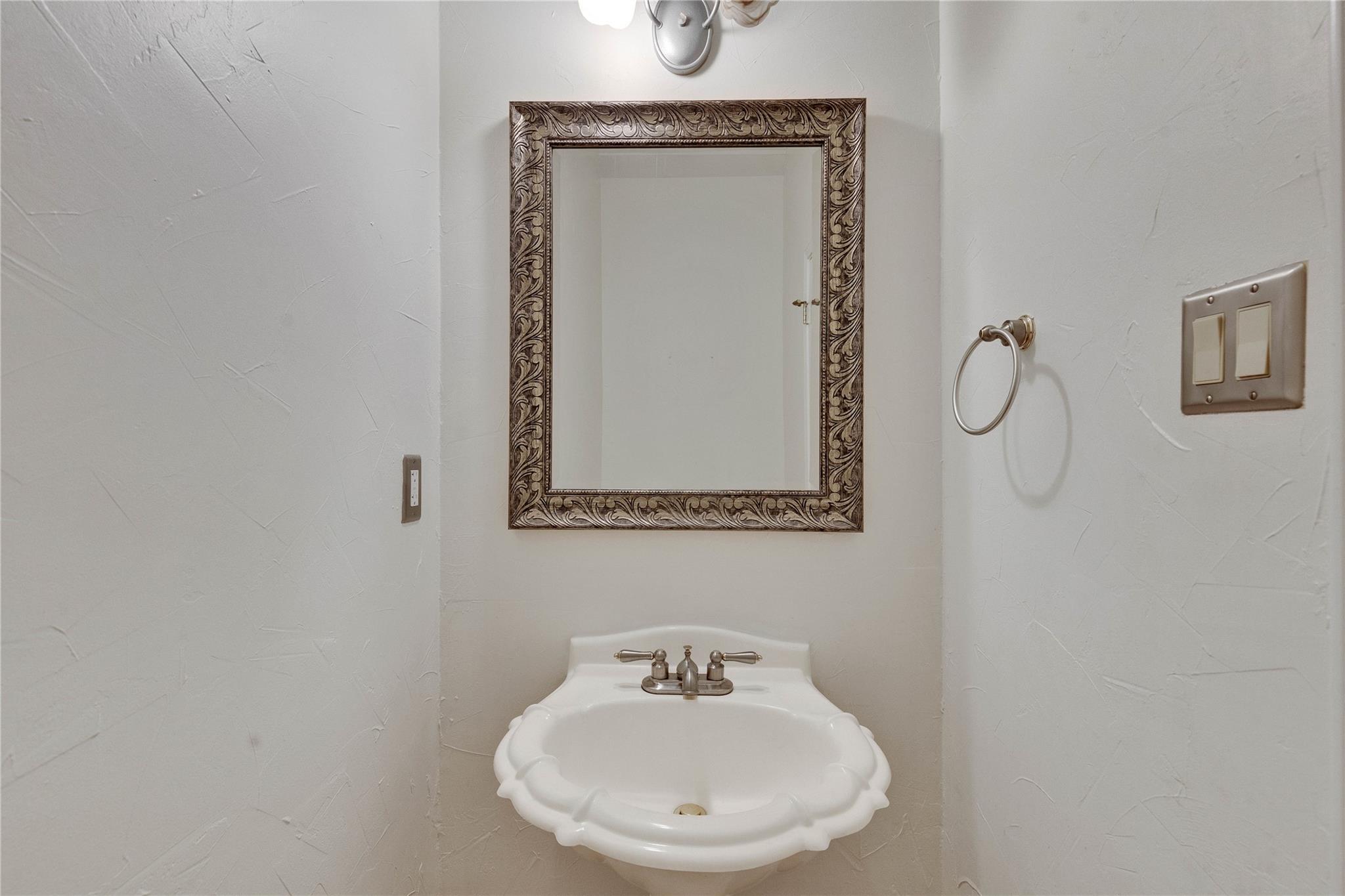 5407 Merrywing Cir, Austin, TX 78730