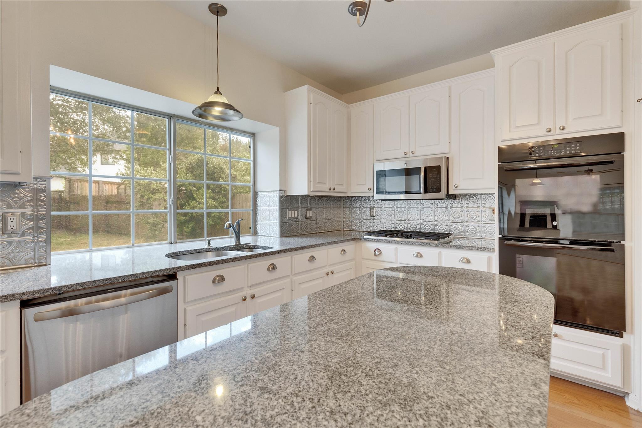 5407 Merrywing Cir, Austin, TX 78730