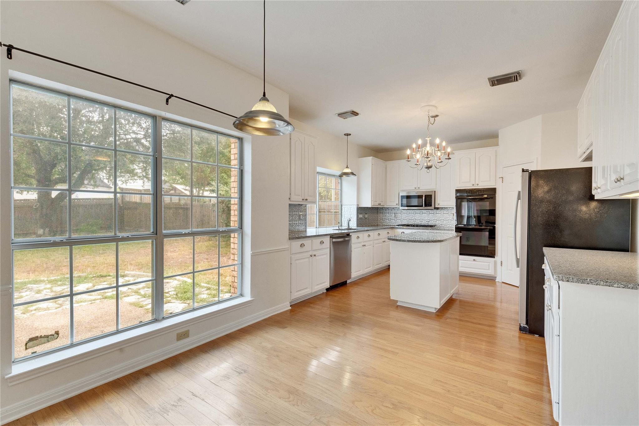 5407 Merrywing Cir, Austin, TX 78730