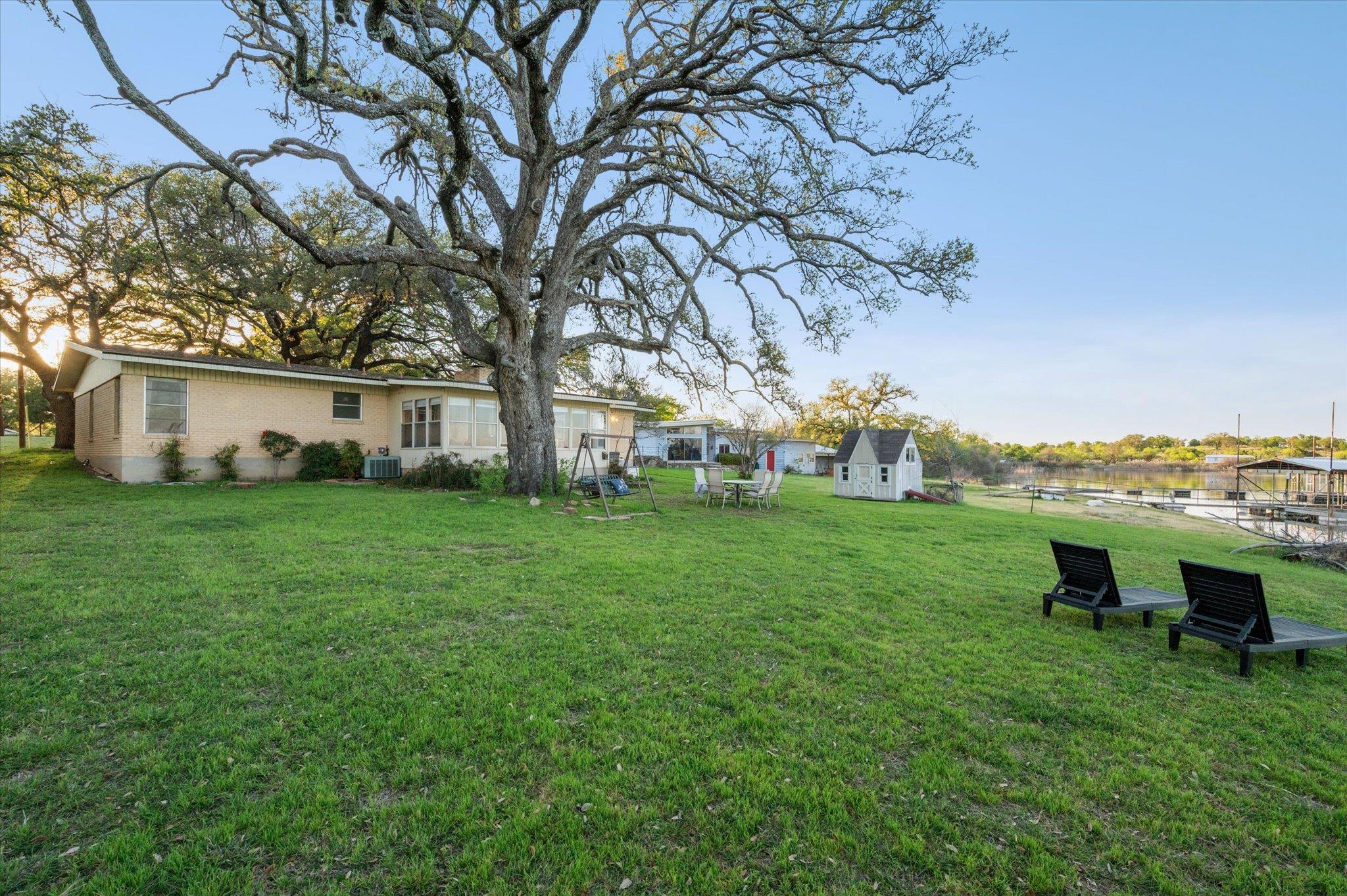 210 Lake Loop, Tow, TX 78672