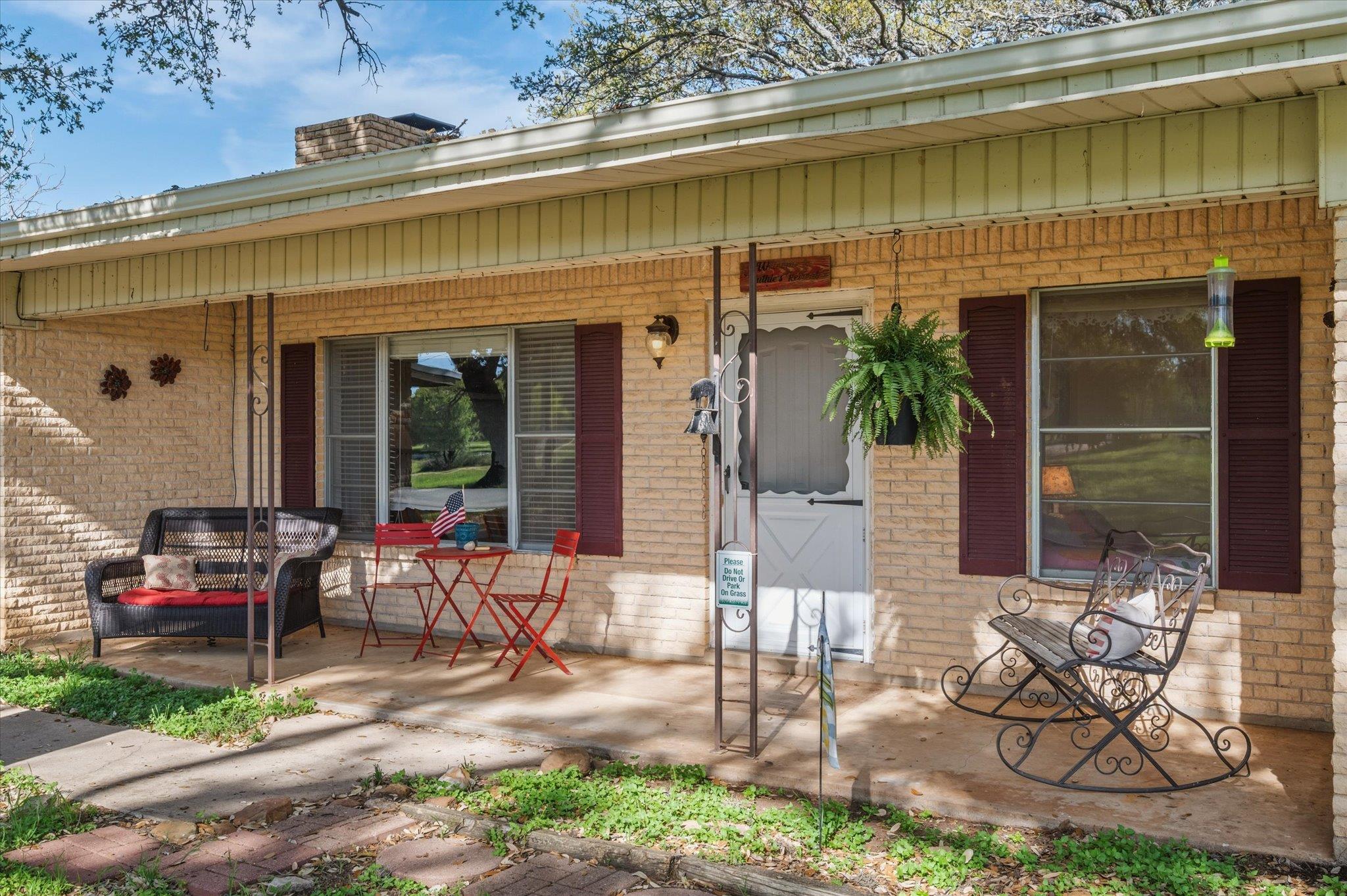 210 Lake Loop, Tow, TX 78672