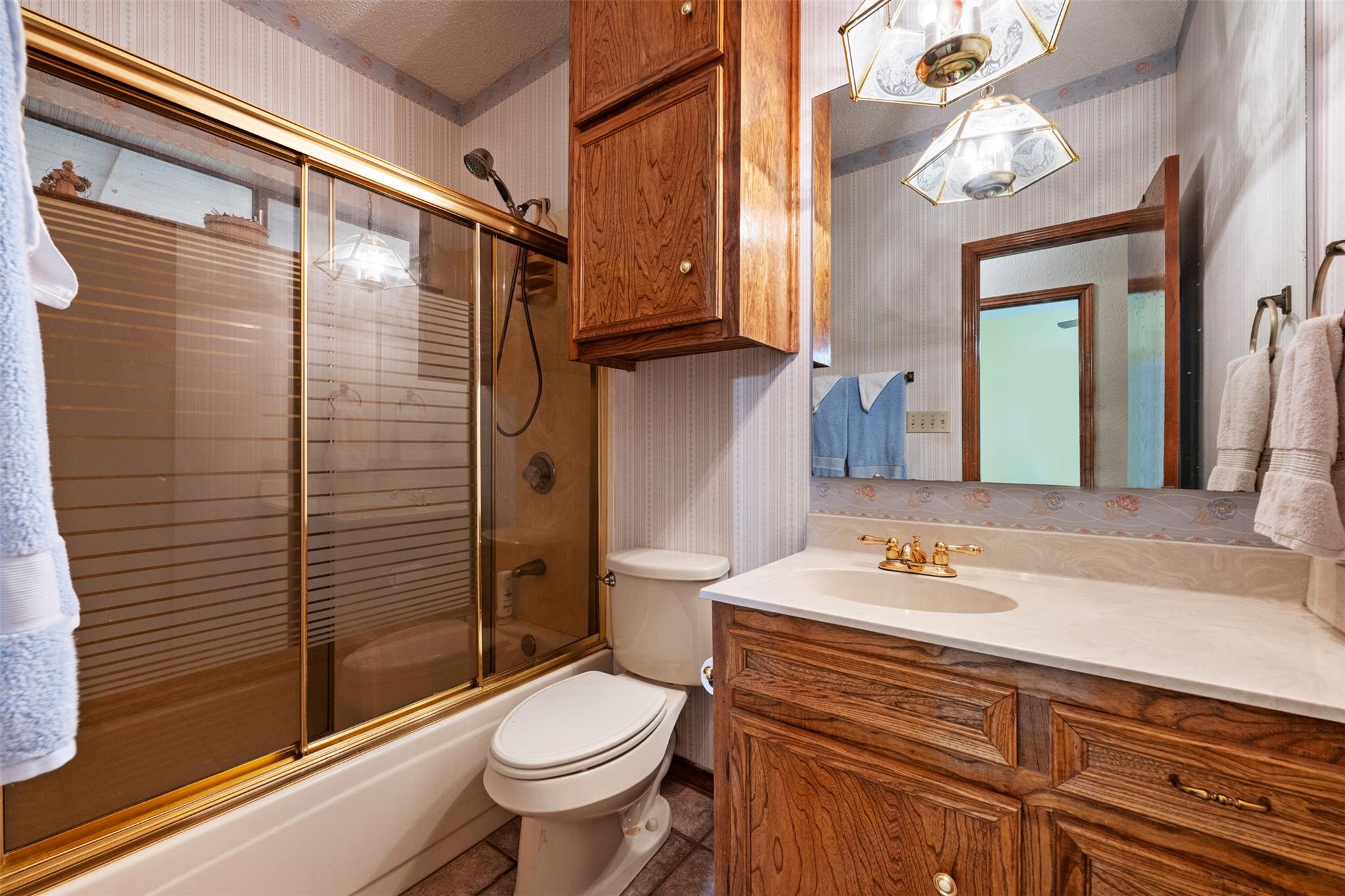 713 Mountain View Dr, San Marcos, TX 78666